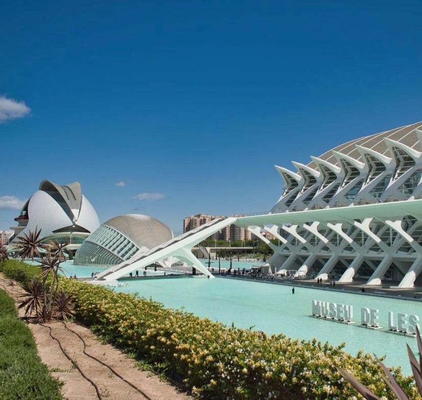 Apartamentos Ciudad De Las Artes Y Las Ciencias Valencia Eksteriør bilde